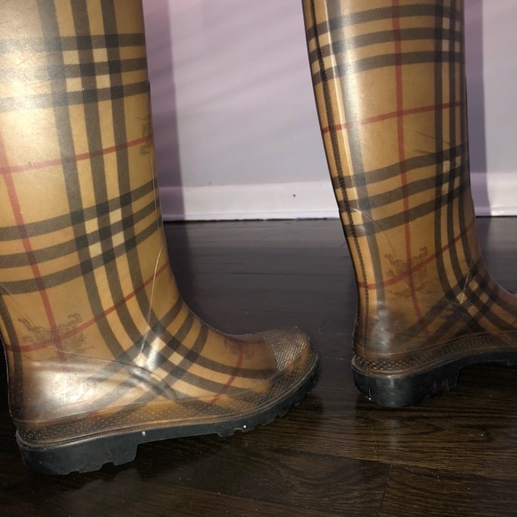 Burberry Rain boots - Picture 5 of 6
